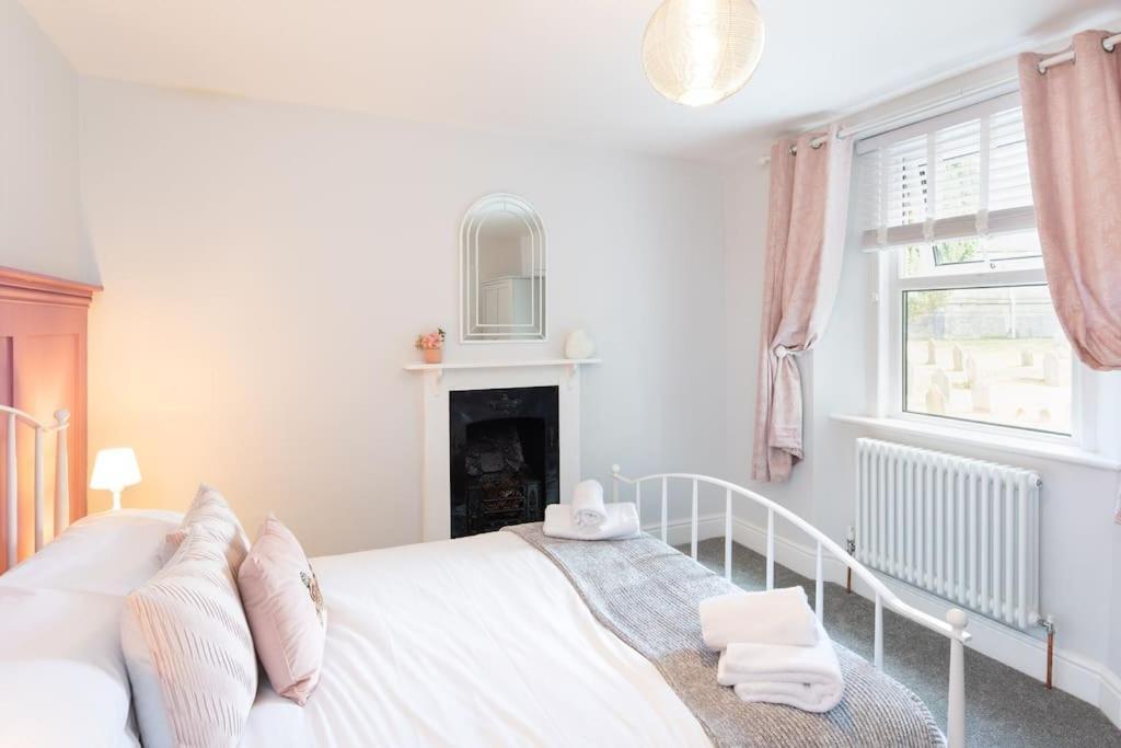 *Brand New* Olive Grove Cottage Торки Экстерьер фото